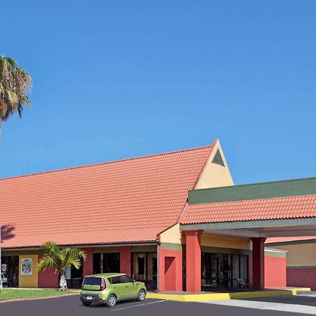 Days Inn By Wyndham Cocoa Cruiseport West At I-95/524 Εξωτερικό φωτογραφία