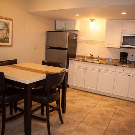 Days Inn By Wyndham Cocoa Cruiseport West At I-95/524 Εξωτερικό φωτογραφία