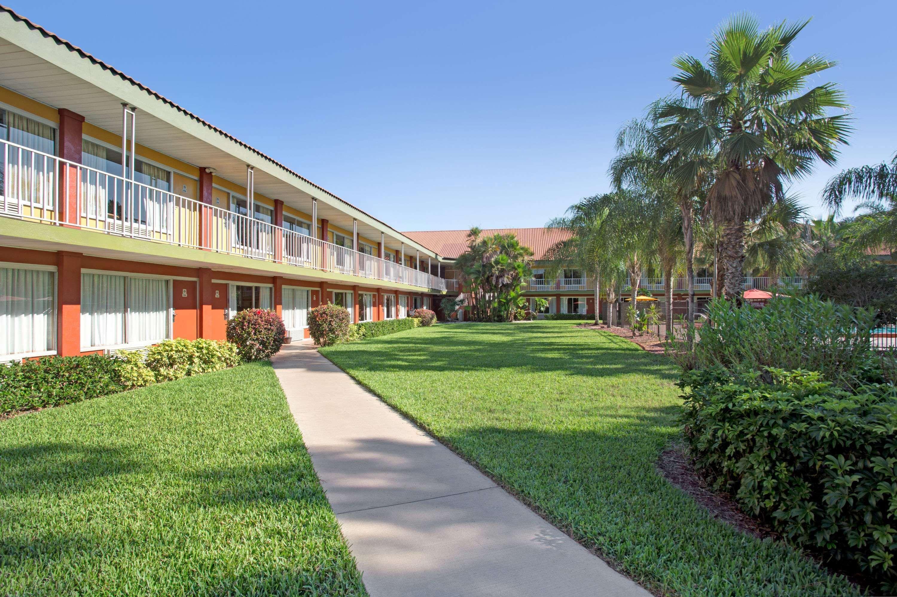 Days Inn By Wyndham Cocoa Cruiseport West At I-95/524 Εξωτερικό φωτογραφία