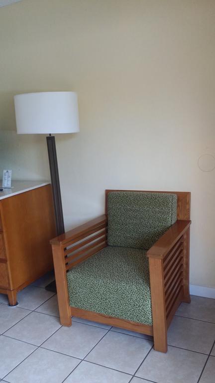 Days Inn By Wyndham Cocoa Cruiseport West At I-95/524 Εξωτερικό φωτογραφία