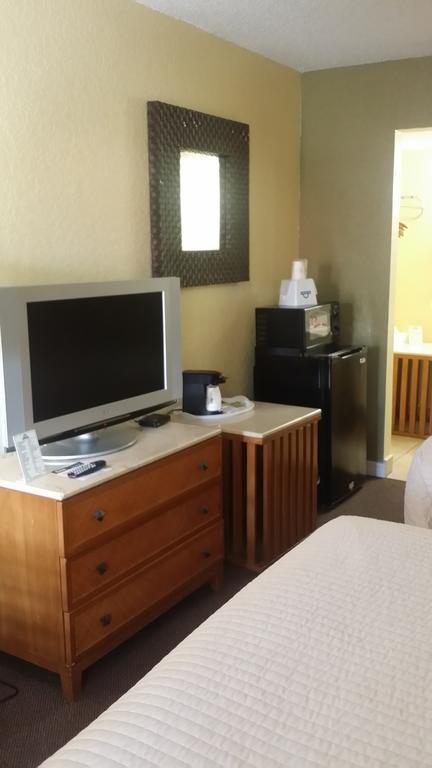 Days Inn By Wyndham Cocoa Cruiseport West At I-95/524 Εξωτερικό φωτογραφία